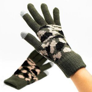 CC Quality Warm Camo Knit Fitted Glove